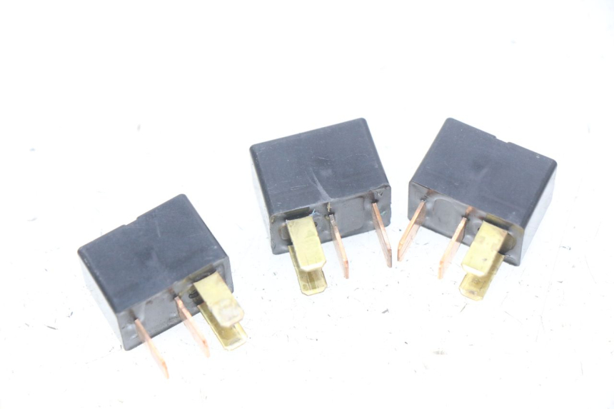 photo de RELE HONDA CBRF CBR-F PC41 600 (2011 - 2013) - Vista principal