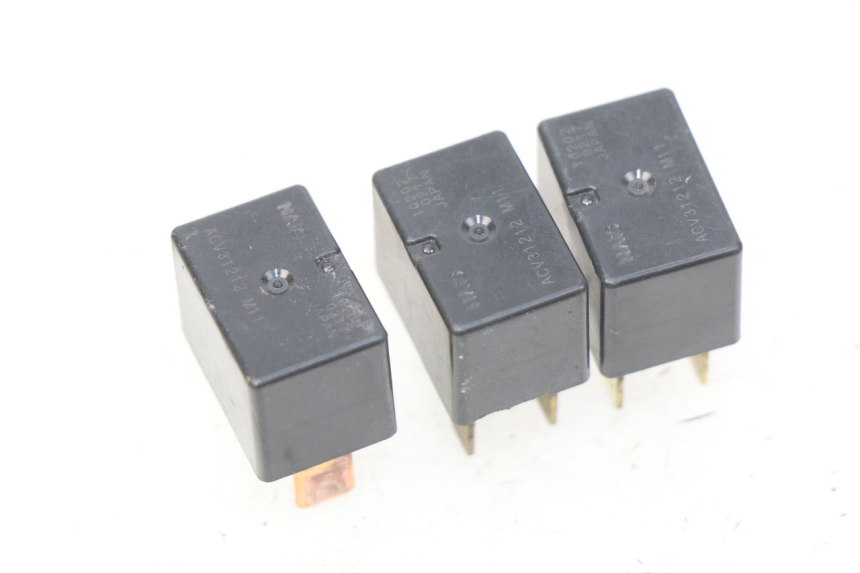 photo de RELE HONDA CBRF CBR-F PC41 600 (2011 - 2013) - Detalle de la pieza