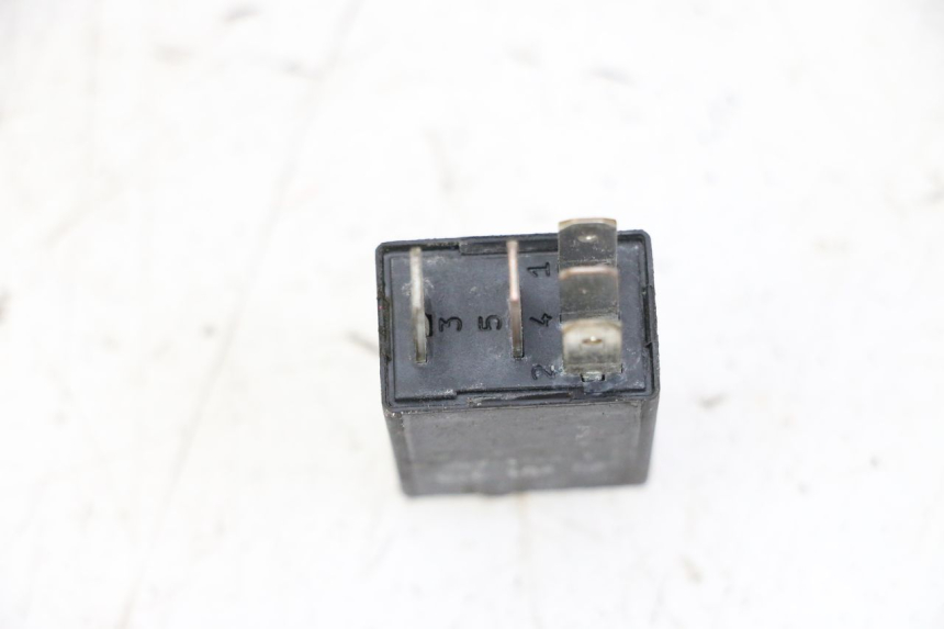 photo de RELÉ ELÉCTRICO PEUGEOT CITYSTAR 50 (2013 - 2017) - Otra perspectiva