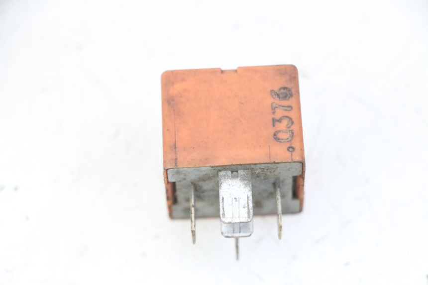 photo de RELE DAELIM BESBI 125 (2007 - 2008) - Zoom estado de uso