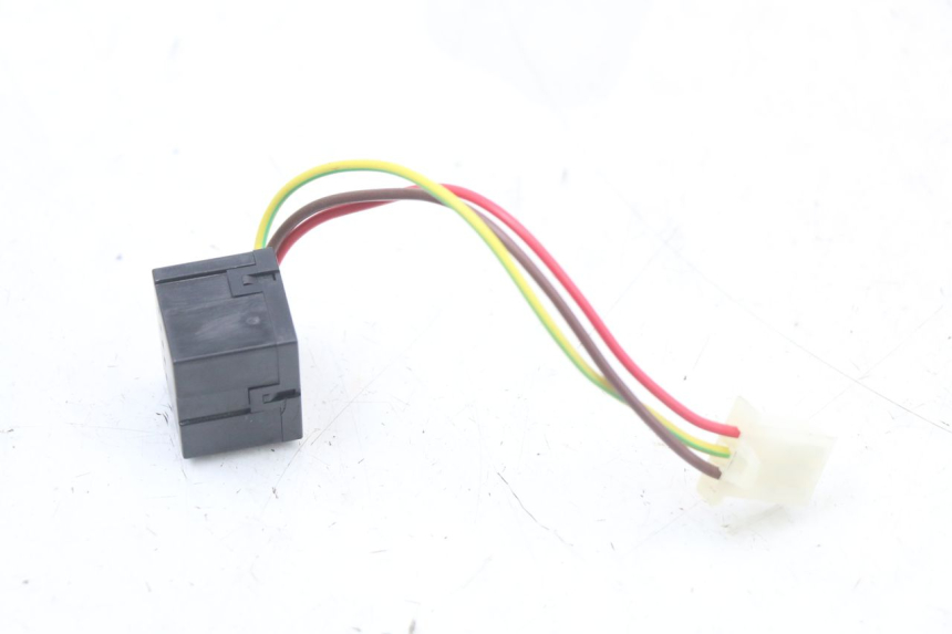 photo de RELE WAYSCRAL E-START 1 (2018 - 2022) - Otra perspectiva