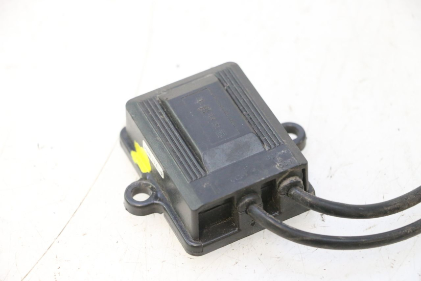 photo de RELE WAYSCRAL E-START 1 (2018 - 2022) - Estado de la superficie y material