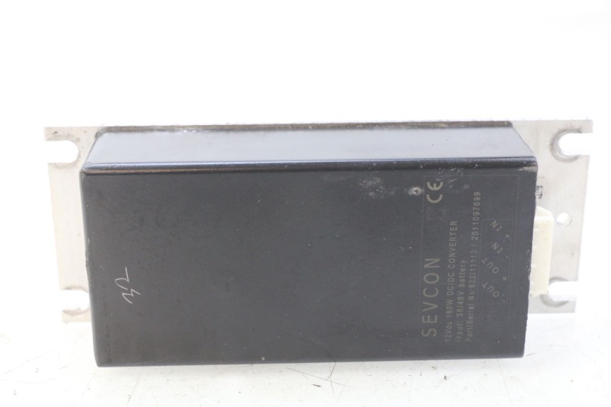 photo de RELÉ ELÉCTRICO PEUGEOT E-VIVACITY 1 (2012 - 2018) - Otra perspectiva