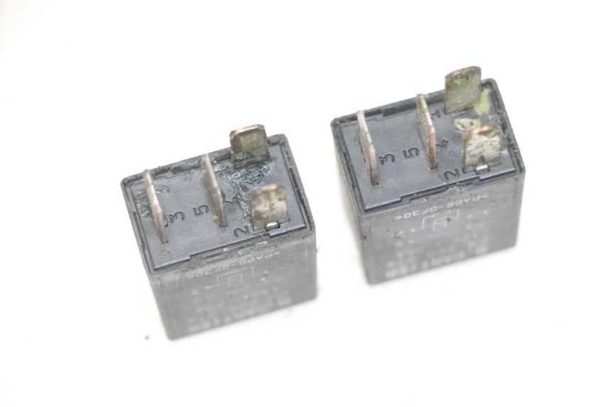 photo de RELE PEUGEOT ELYSTAR 125 (2002 - 2007) - Zoom estado de uso