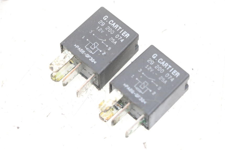 photo de RELE PEUGEOT ELYSTAR 125 (2002 - 2007) - Otra perspectiva