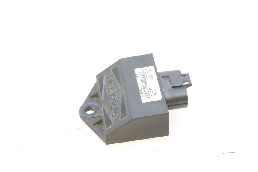 photo de RELÉ ELÉCTRICO JM MOTORS EVOLIS 4T 50 (2018 - 2022) - Zoom estado de uso