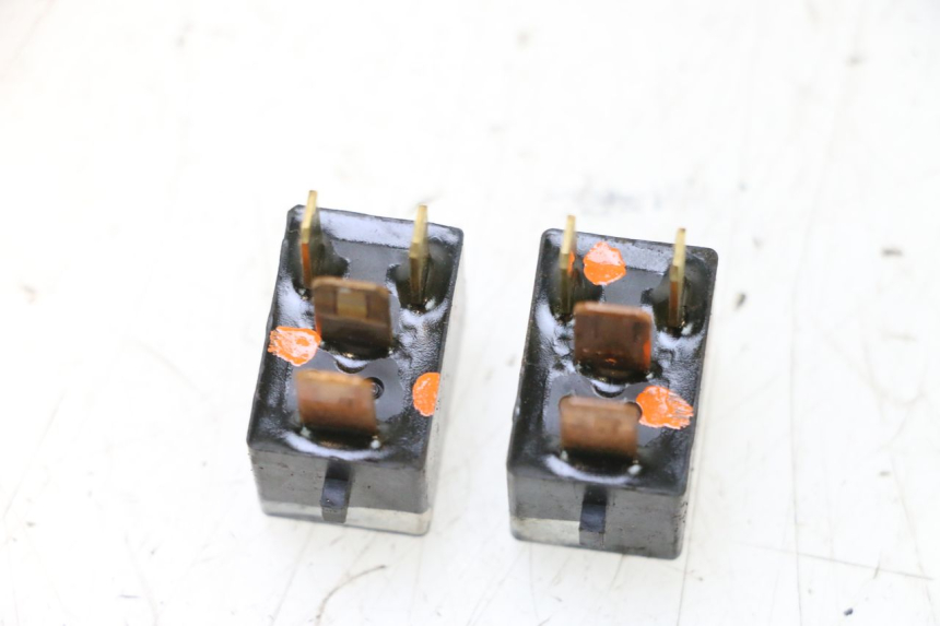 photo de RELE RELÉCTRICO KEEWAY F-ACT FACT EVO 50 (2020 - 2026) - Otra perspectiva