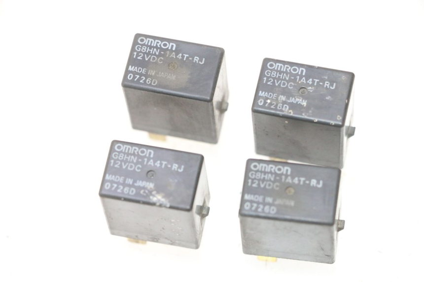 photo de RELÉ ELÉCTRICO HONDA FES PANTHEON 125 (2003 - 2007) - Vista principal
