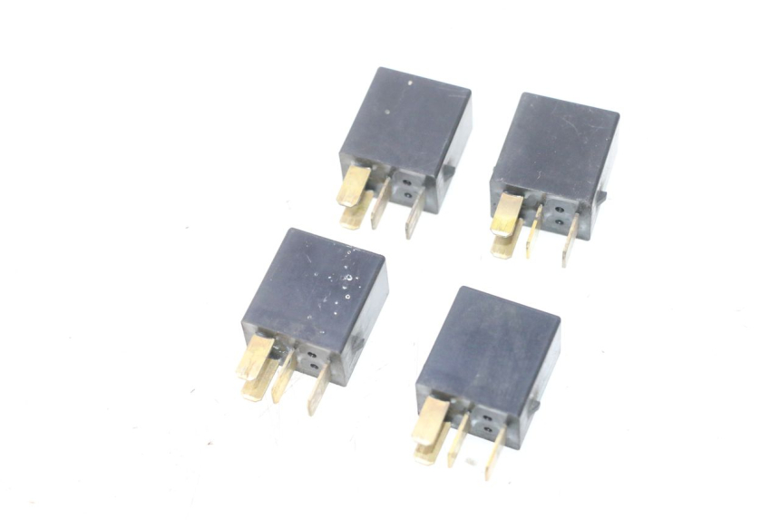 photo de RELÉ ELÉCTRICO HONDA FES PANTHEON 125 (2003 - 2007) - Zoom estado de uso