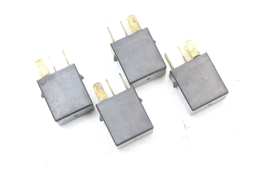 photo de RELÉ ELÉCTRICO HONDA FES S-WING SWING ABS 125 (2007 - 2015) - Detalle de la pieza