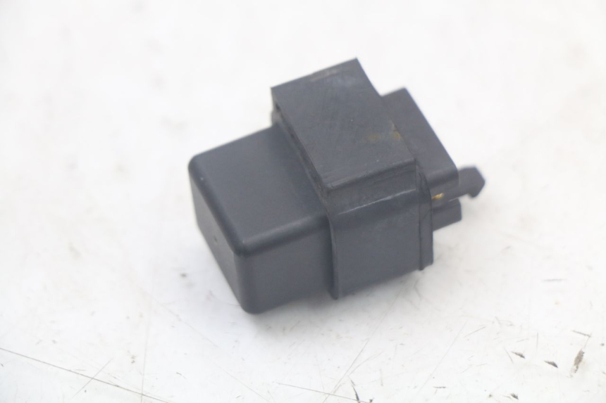 photo de RELÉ ELÉCTRICO SYM FIDDLE 3 III 125 (2014 - 2020) - Otra perspectiva