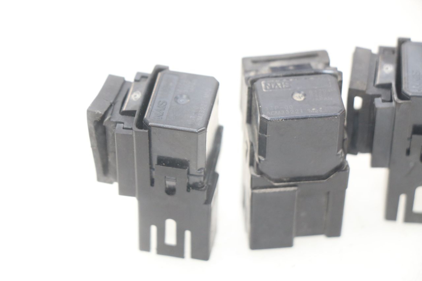 photo de RELÉ ELÉCTRICO YAMAHA FJR ABS 1300 (2016 - 2020) - Detalle de la pieza