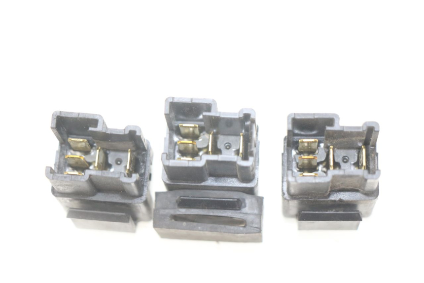 photo de RELÉ ELÉCTRICO YAMAHA FJR ABS 1300 (2016 - 2020) - Otra perspectiva