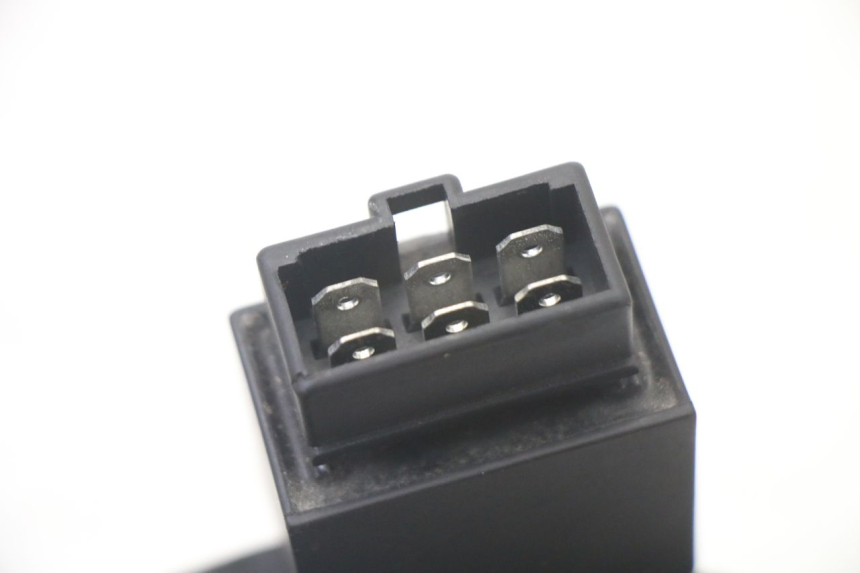 photo de RELÉ ELÉCTRICO PIAGGIO FLY 2T 50 (2004 - 2017) - Zoom estado de uso