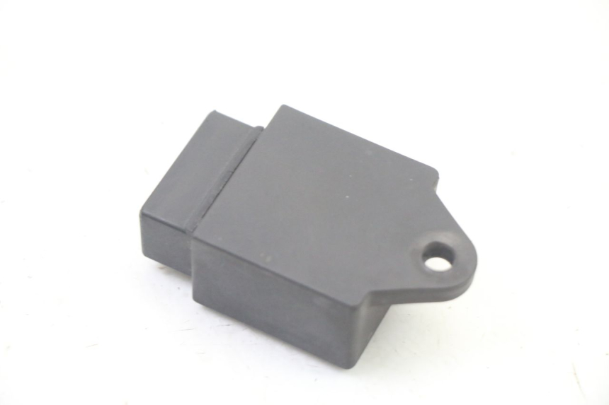 photo de RELÉ ELÉCTRICO PIAGGIO FLY 2T 50 (2004 - 2017) - Otra perspectiva