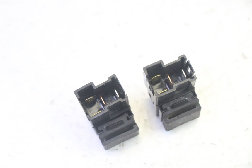 photo de RELE YAMAHA FZ6 N FAZER 600 (2004 - 2006) - Zoom estado de uso