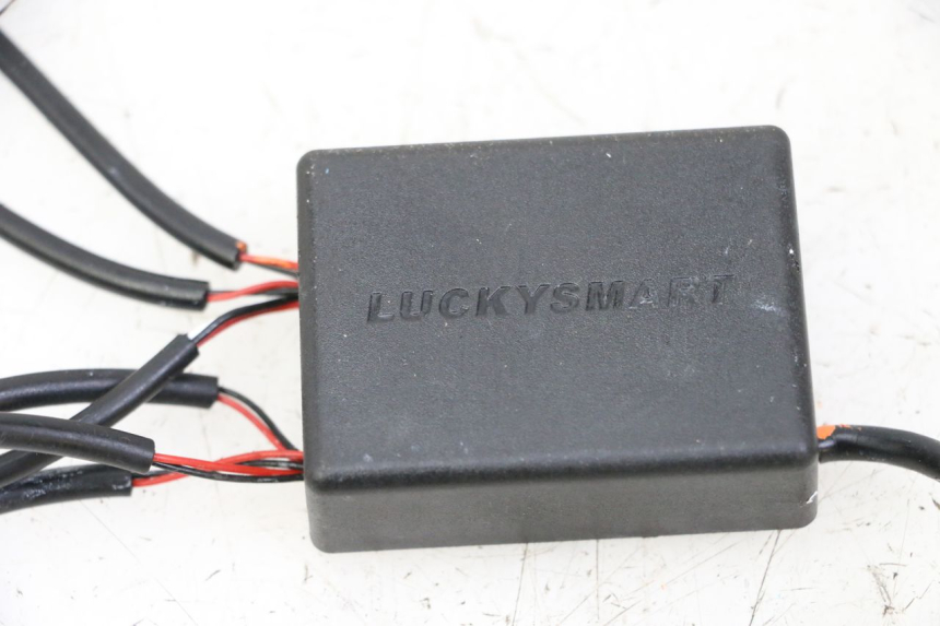 photo de RELE KUKIRIN G2 MASTER 1 - Otra perspectiva