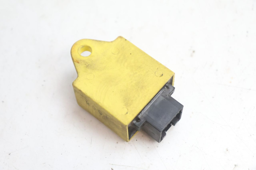 photo de RELÉ ELÉCTRICO GILERA GP 800 (2007 - 2013) - Zoom estado de uso