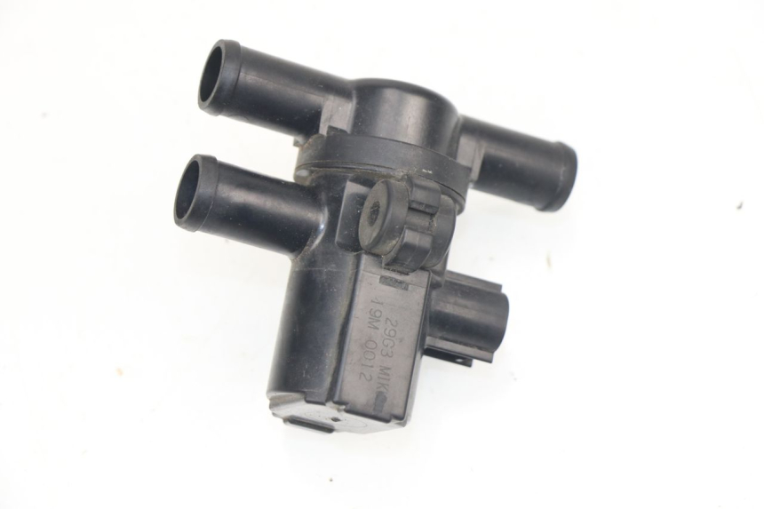 photo de RELE SUZUKI GSR 750 (2011 - 2017) - Vista principal