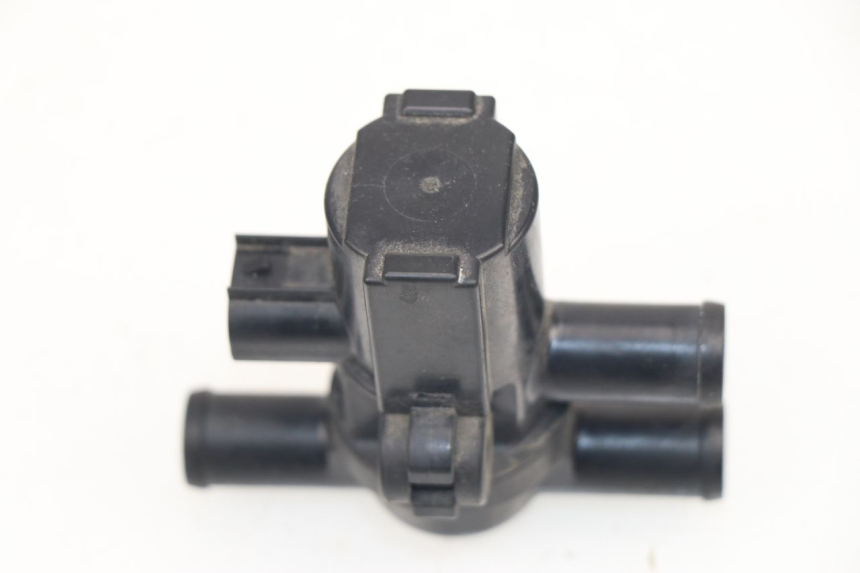 photo de RELE SUZUKI GSR 750 (2011 - 2017) - Detalle de la pieza