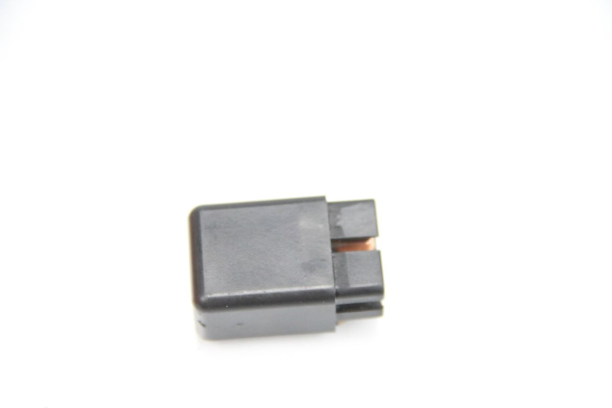 photo de RELE SUZUKI GSR 600 (2005 - 2012) - Detalle de la pieza