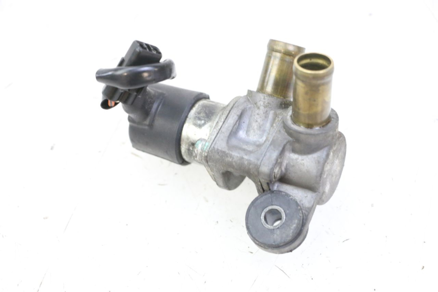 photo de RELÉ ELÉCTRICO HONDA FES S-WING SWING ABS 125 (2007 - 2015) - Primer plano técnico