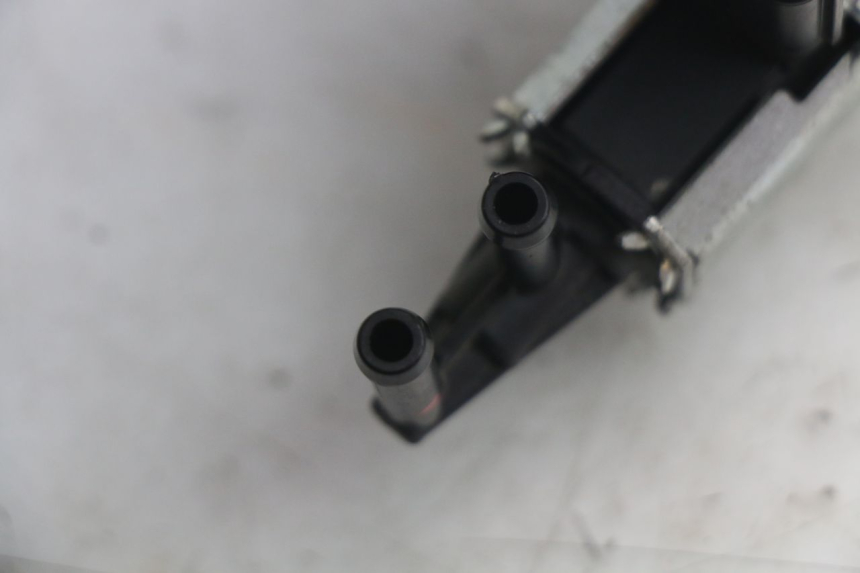 photo de RELE HUSQVARNA SVARTPILEN 401 (2018 - 2023) - Otra perspectiva