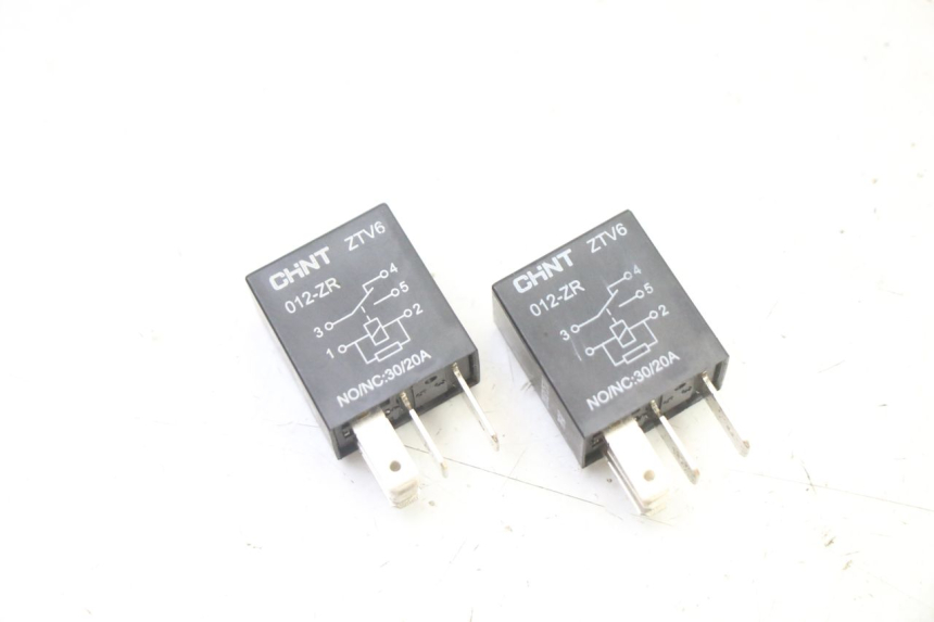 photo de RELé ELéCTRICO PEUGEOT KISBEE 4T 50 (2018 - 2022) - Vista principal