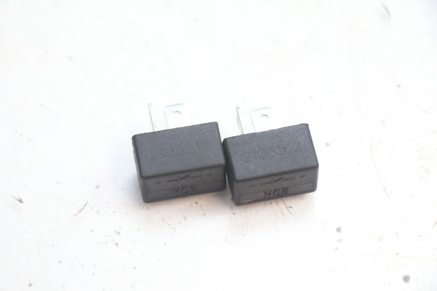 photo de RELé ELéCTRICO PEUGEOT KISBEE 4T 50 (2018 - 2022) - Zoom estado de uso