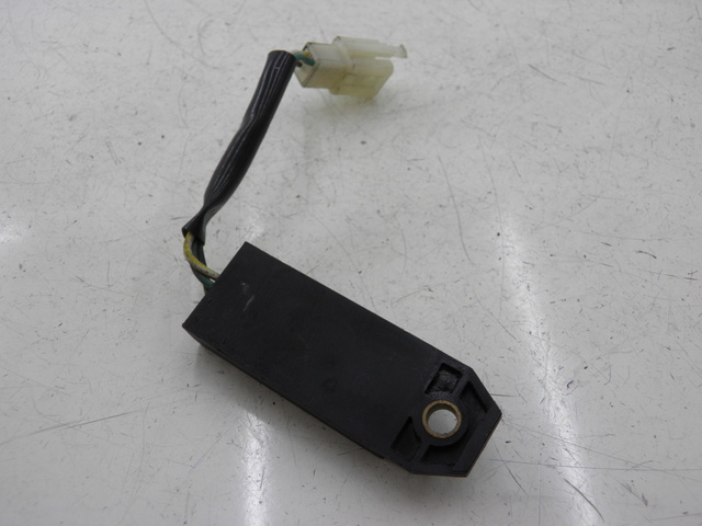 photo de RELE KYMCO QUANNON NAKED 125 (2010) - Vista principal