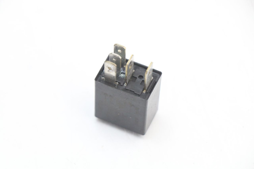 photo de RELE PIAGGIO LIBERTY 4T 50 (2018 - 2021) - Zoom estado de uso