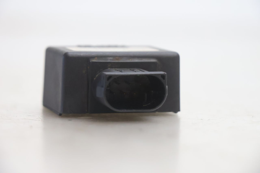 photo de RELE PEUGEOT LUDIX ONE 14P 50 (2004 - 2013) - Zoom estado de uso