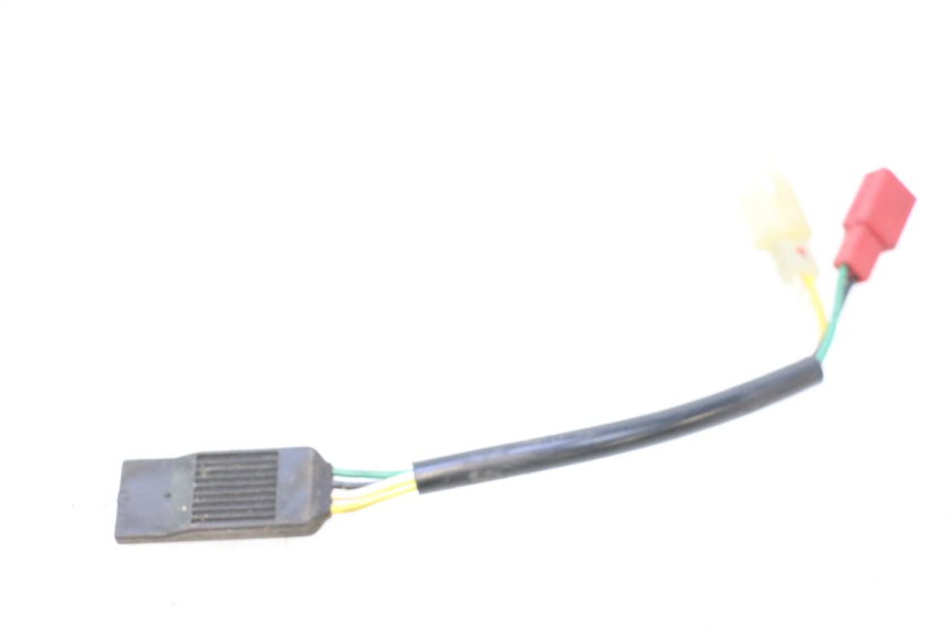 photo de RELE SYM MIO 50 (2005 - 2010) - Primer plano técnico