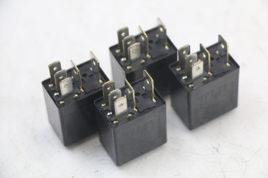 photo de RELE PIAGGIO MP3 HPE 350 (2018 - 2020) - Detalle de la pieza