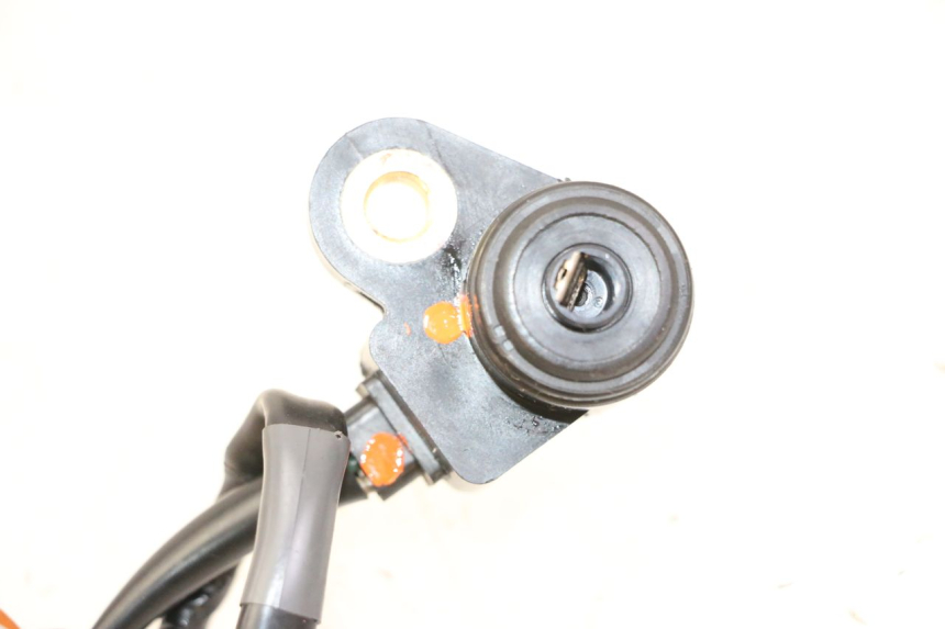 photo de RELE PIAGGIO MP3 HPE 310 (2024 - 2025) - Otra perspectiva