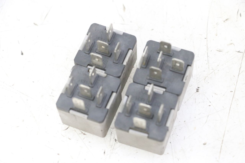 photo de RELAY ELÉCTRICO PIAGGIO MP3 LT 300 (2010 - 2016) - Zoom estado de uso