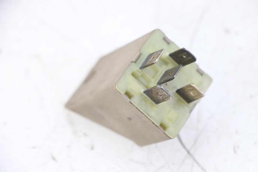 photo de RELÉ ELÉCTRICO PIAGGIO MP3 LT 400 (2007 - 2012) - Zoom estado de uso