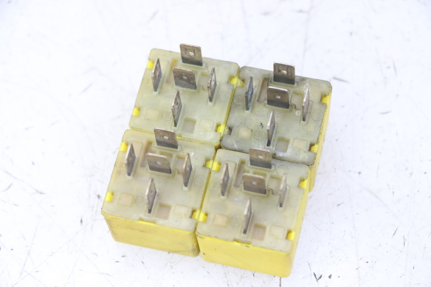 photo de RELÉ ELÉCTRICO PIAGGIO MP3 LT 400 (2007 - 2012) - Detalle de la pieza