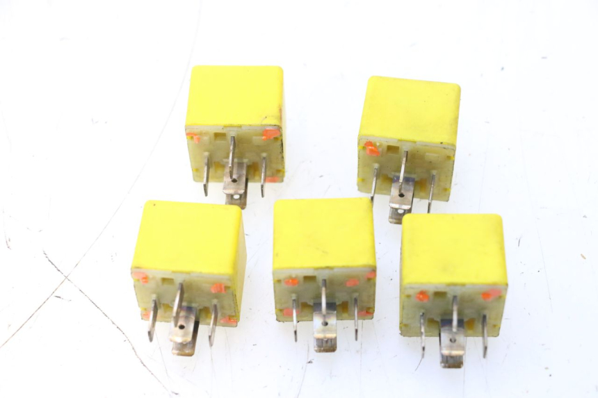 photo de RELÉ ELÉCTRICO PIAGGIO MP3 LT 400 (2007 - 2012) - Detalle de la pieza