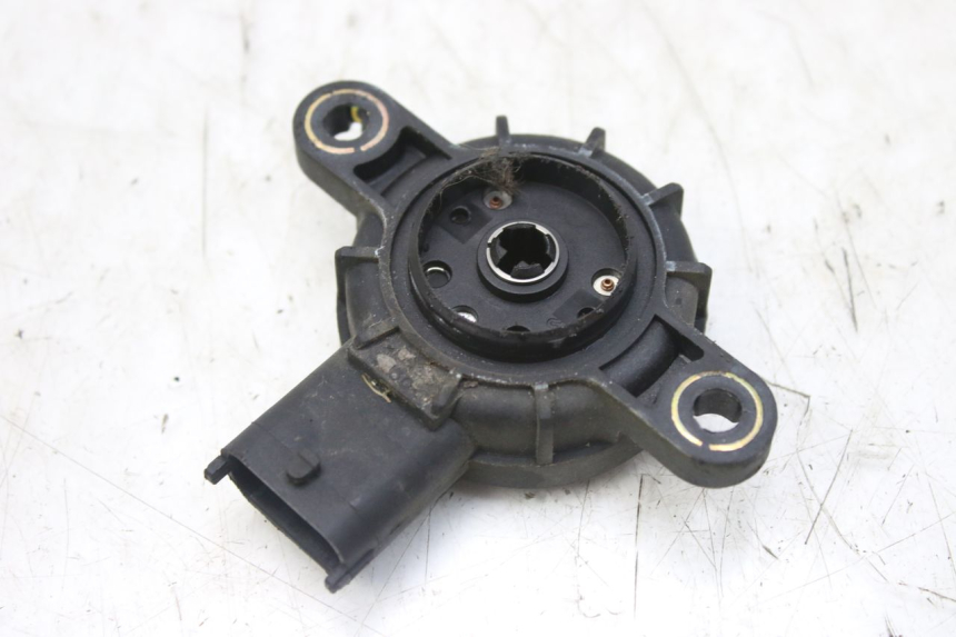 photo de RELÉ ELÉCTRICO PIAGGIO MP3 RL 250 (2006 - 2010) - Detalle de la pieza