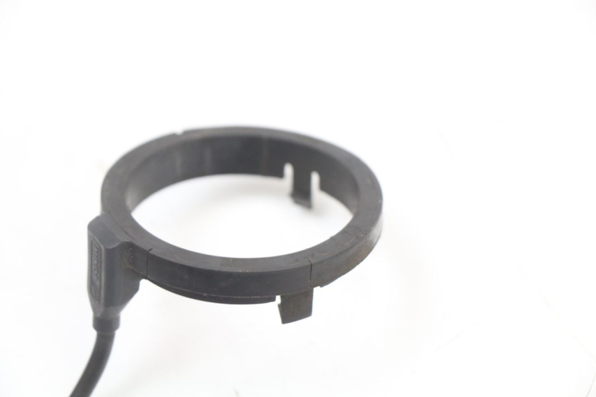 photo de RELÉ ELÉCTRICO PIAGGIO MP3 125 (2006 - 2014) - Zoom estado de uso