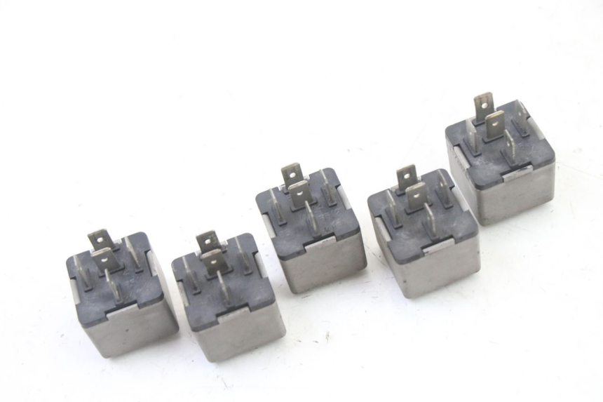 photo de RELé ELéCTRICO PIAGGIO MP3 500 (2011 - 2015) - Zoom estado de uso