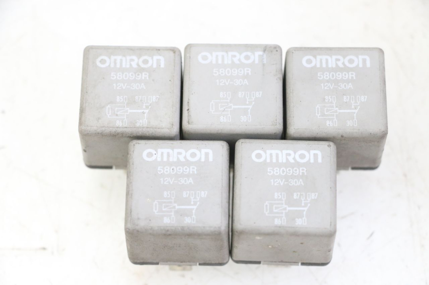 photo de RELÉ ELÉCTRICO PIAGGIO MP3 500 (2014 - 2017) - Vista principal