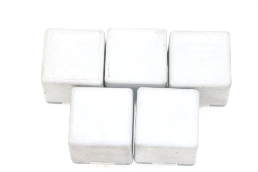 photo de RELÉ ELÉCTRICO PIAGGIO MP3 500 (2014 - 2017) - Detalle de la pieza