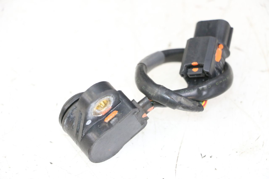 photo de RELÉ ELÉCTRICO PIAGGIO MP3 500 (2014 - 2017) - Detalle de la pieza