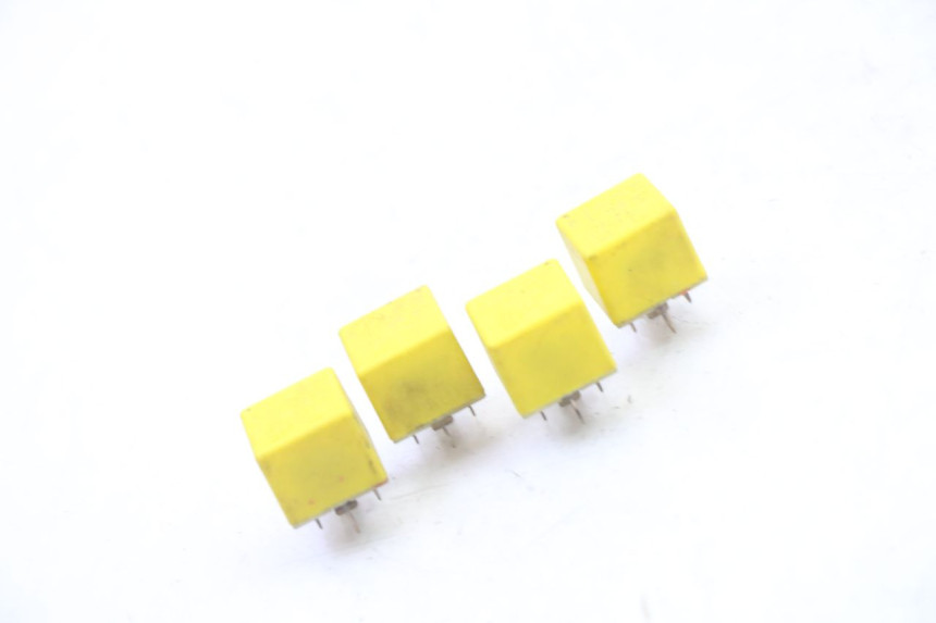 photo de RELÉ ELÉCTRICO PIAGGIO MP3 RL 250 (2006 - 2010) - Detalle de la pieza