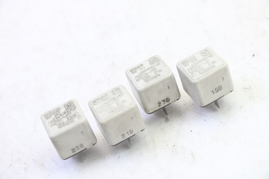 photo de RELÉ ELÉCTRICO PIAGGIO MP3 RL 250 (2006 - 2010) - Vista principal