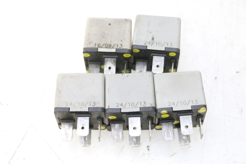 photo de RELé ELéCTRICO PIAGGIO MP3 500 (2011 - 2015) - Detalle de la pieza