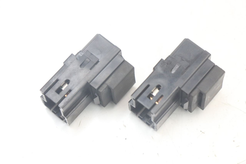 photo de RELÉ ELÉCTRICO YAMAHA MT-07 MT07 ABS 700 (2014 - 2017) - Detalle de la pieza