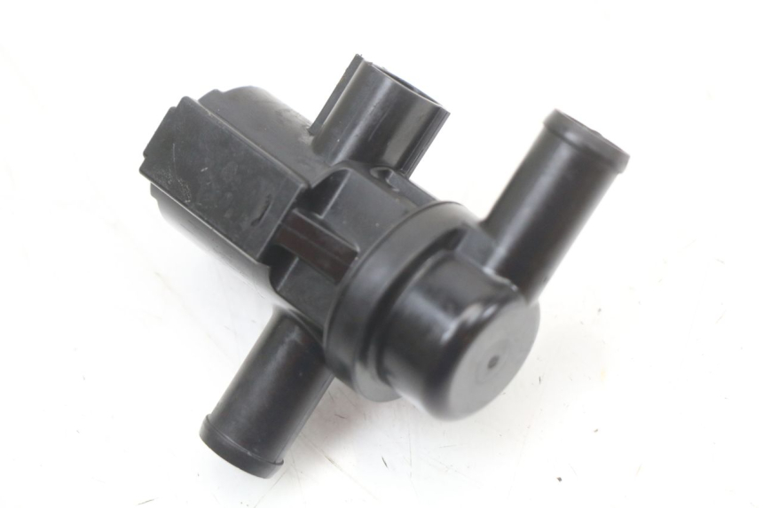 photo de RELE KAWASAKI NINJA 400 (2018 - 2023) - Primer plano técnico